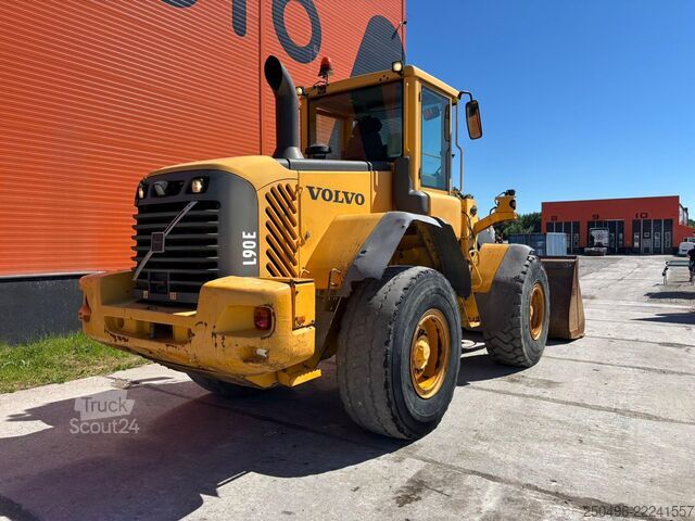 колёсный погрузчик Volvo L 90 E 4x4 CENTRAL LUBRICATION / QUICK COUPLER ...
