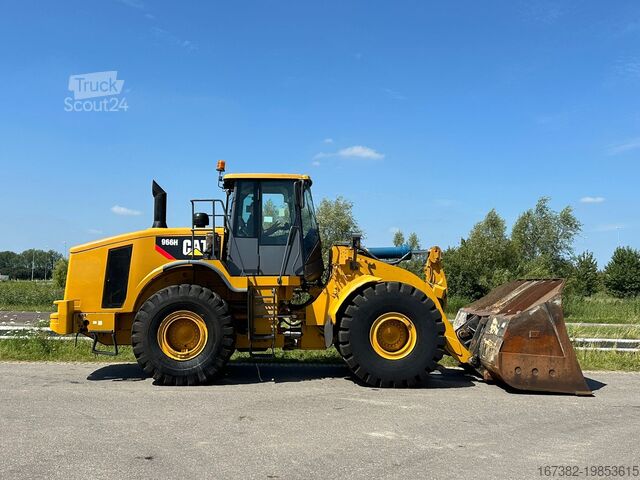Încărcător pe roți Caterpillar 966H