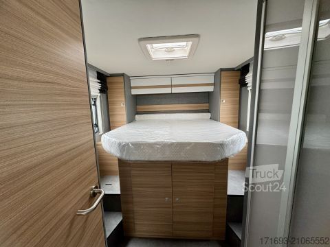 Semi-integrated camper Dethleffs Just 90 T 7052 EB Multimedia/Sat/TV