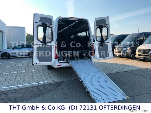 Stadtbus MERCEDES-BENZ 517 CDI,23+1+7 +ROLLSTUHLRAMPE