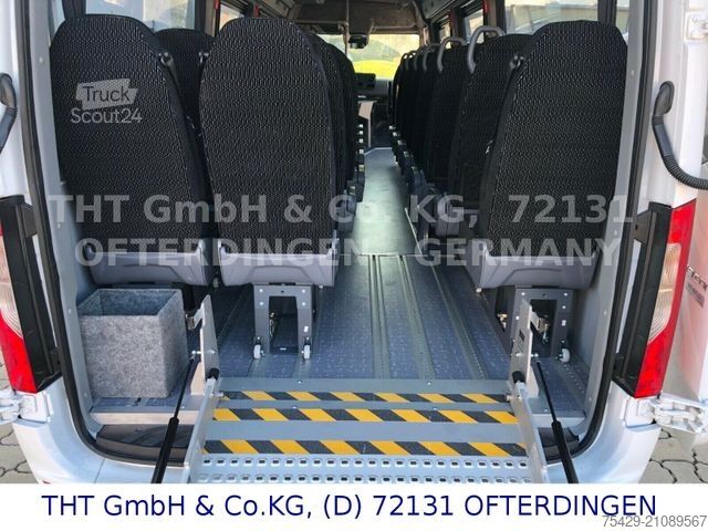 Stadtbus MERCEDES-BENZ 517 CDI,23+1+7 +ROLLSTUHLRAMPE