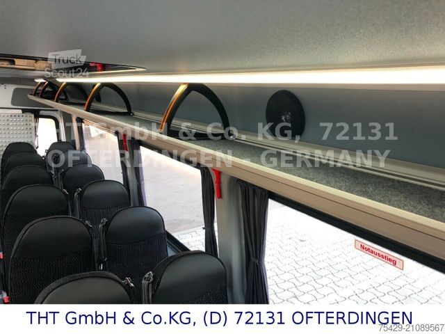 Stadtbus MERCEDES-BENZ 517 CDI,23+1+7 +ROLLSTUHLRAMPE