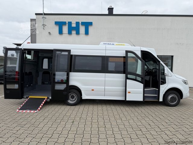 Stadtbus MERCEDES-BENZ 519 CDI CITY Heckniederflur , 33 Personen
