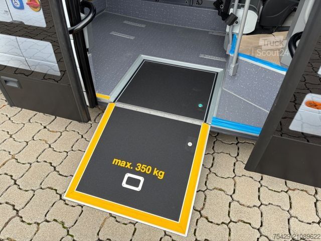 Stadsbus MERCEDES-BENZ 519 CDI CITY Mittelniederflur , 33 Personen