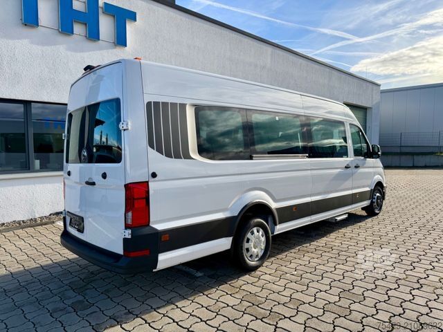 Miniautocarro VOLKSWAGEN Crafter 17-Sitzer + 5 Stehplätze, neues Modell