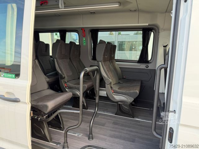 Miniautocarro VOLKSWAGEN Crafter 17-Sitzer + 5 Stehplätze, neues Modell