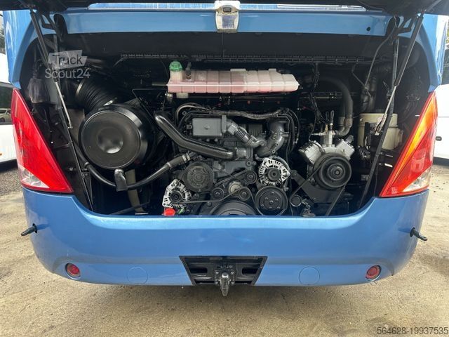 Távolsági autóbusz NEOPLAN CITYLINER P14