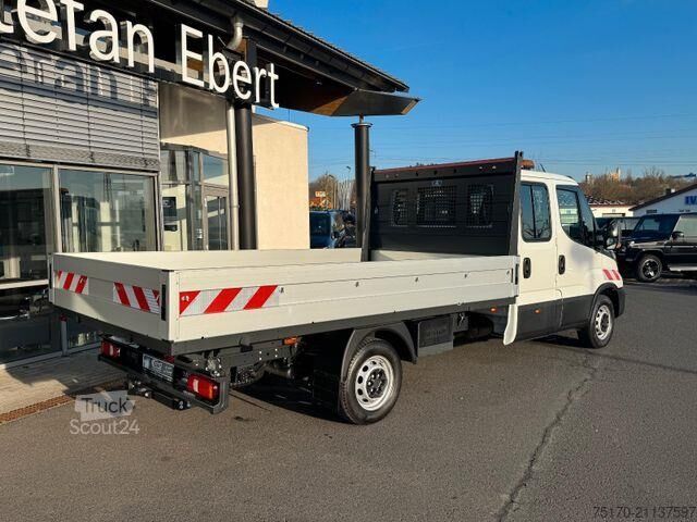 Furgone a pianale doppia cabina Iveco 35S21 HA8 3.0L *R4.100mm*Automatik*AHK*LED*Luft*