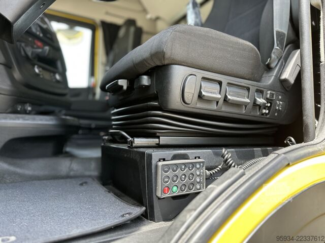 Standard SZM Iveco S-WAY 570 FULL PNEUMATIC