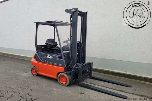 Elektriniai 4 ratai Linde E18PH