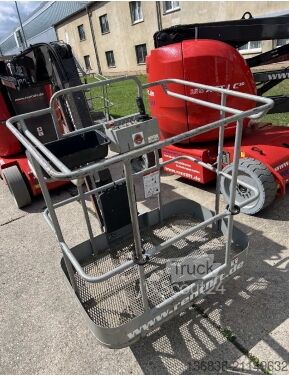 Przegubowa platforma teleskopowa Manitou 120 AETJ-C 2 Elektro 11,95 m