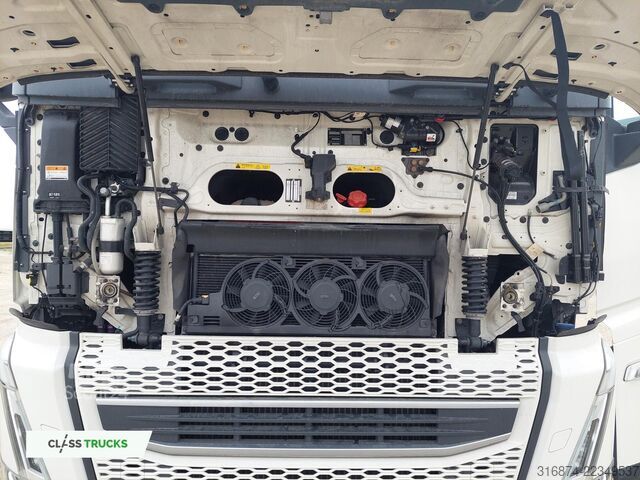 стандартний тягач VOLVO FH 500 XL i-ParkCool ACC Side Skirts