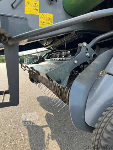 Balenpers (landbouw) Fendt 1270S