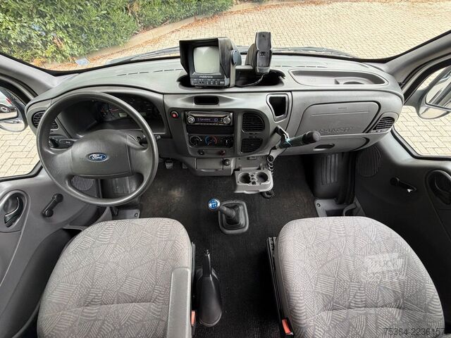 Minibüs FORD Transit 2.0 TdCi 74 Kw L2H3 9 Sitze+Lift+Klima