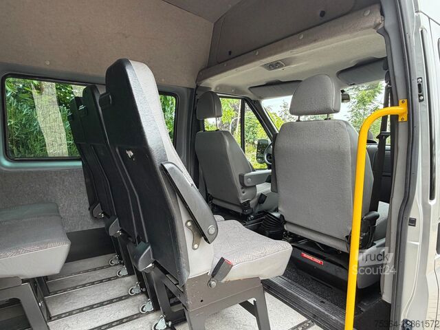 Minibüs FORD Transit 2.0 TdCi 74 Kw L2H3 9 Sitze+Lift+Klima