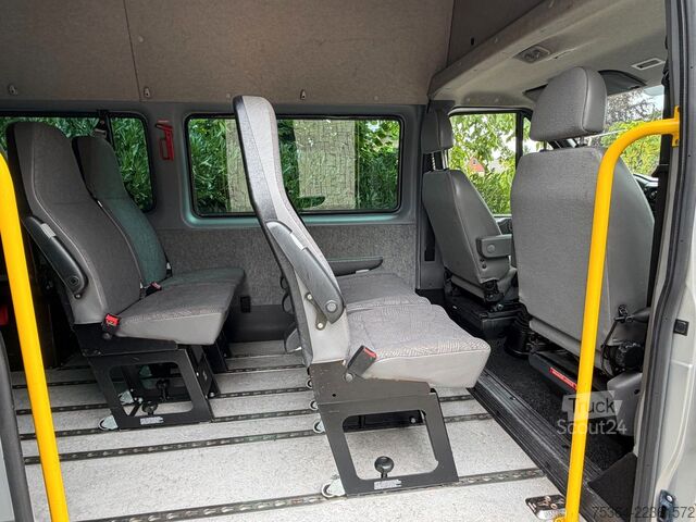 Minibüs FORD Transit 2.0 TdCi 74 Kw L2H3 9 Sitze+Lift+Klima