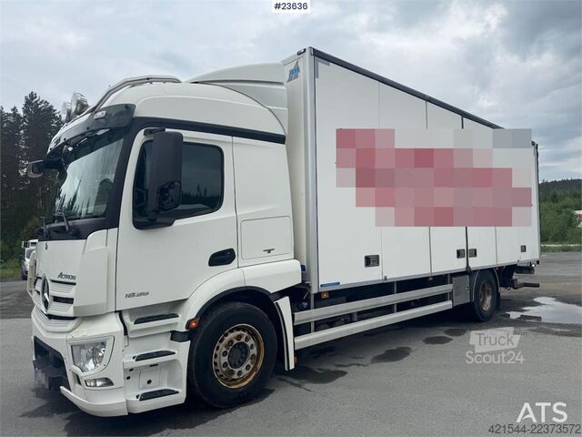  Mercedes-Benz Actros 1835 4x2 box truck - Full side opening