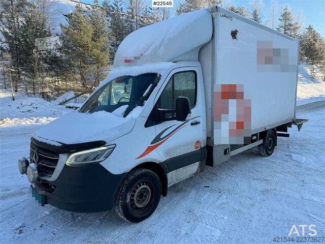 Mercedes-Benz Sprinter 4x2 Box Truck with lift and side door