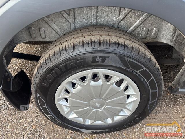 Varebil Ford TRANSIT L2H2 - 2.2L trend - trekhaak - trekhaak...