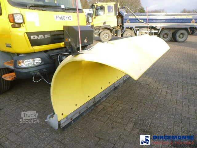 Kar küreme makinesi DAF LF 55.220 4x2 RHD gritter / snow plough