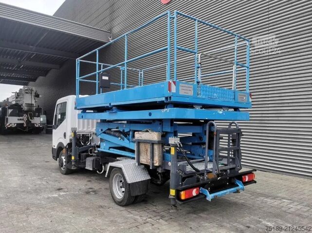 Πλατφόρμα ανύψωσης Nissan Cabstar Cabstar 35.13 - Weiss SF 10 - 400 KG Ca...