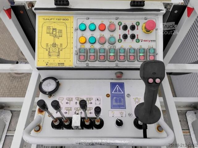 Emelőplatform Iveco Daily 65 C17 Tunlift 737-500 TUNNELPLATFORM!