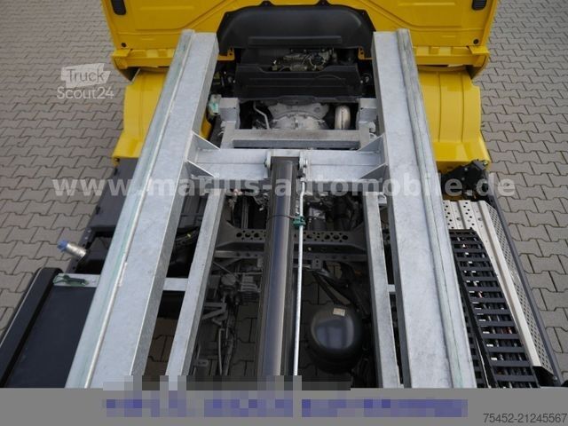 Car carrier van MERCEDES-BENZ Atego 818  Abschleppwagen / Klima / Tempomat