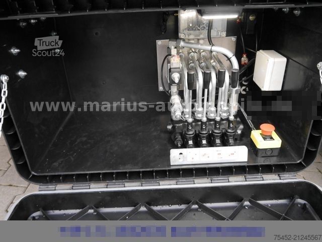 Car carrier van MERCEDES-BENZ Atego 818  Abschleppwagen / Klima / Tempomat