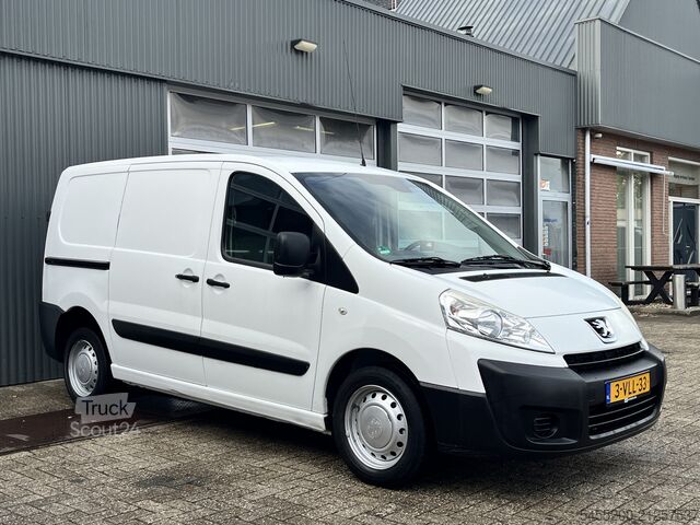 High-roof van Peugeot Expert 2.0 HDI L1H1 Koppakking lek Trekhaak 219...