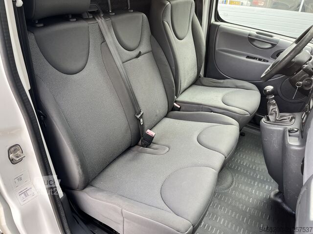 High-roof van Peugeot Expert 2.0 HDI L1H1 Koppakking lek Trekhaak 219...