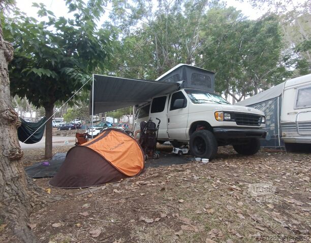 Fourgon tôlé Ford Econoline e250