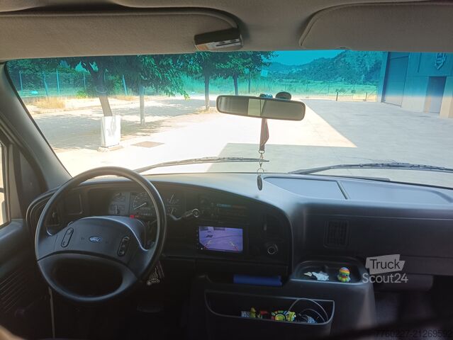 Fourgon tôlé Ford Econoline e250