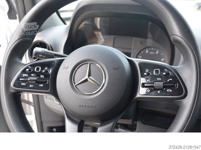 High top van MERCEDES-BENZ Sprinter 314 CDI SPS-Kran Sortimo . LED+