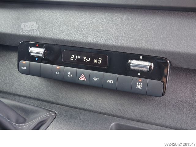 High top van MERCEDES-BENZ Sprinter 314 CDI SPS-Kran Sortimo . LED+