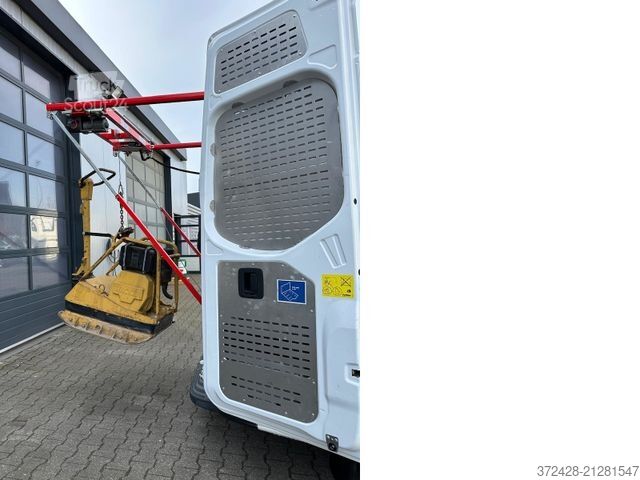 High top van MERCEDES-BENZ Sprinter 314 CDI SPS-Kran Sortimo . LED+