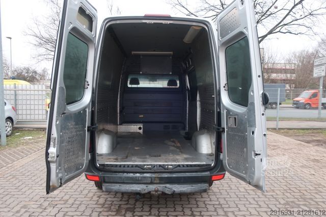 Furgoneta de caja alta MERCEDES-BENZ Sprinter II Kasten 316 CDI/Klima/AHK/ Nr. 167