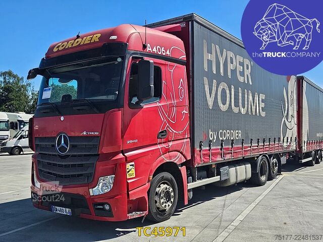 انزلاق القماش المشمع Mercedes-Benz Actros 2548