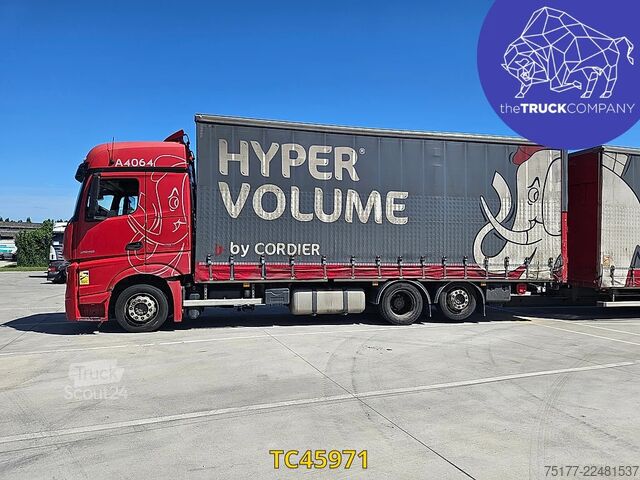 انزلاق القماش المشمع Mercedes-Benz Actros 2548