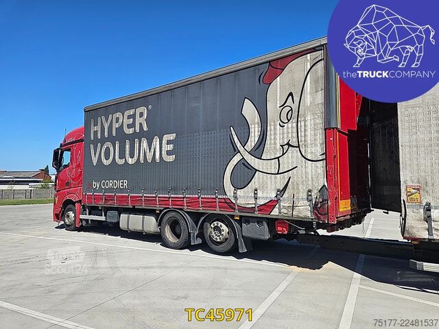 انزلاق القماش المشمع Mercedes-Benz Actros 2548