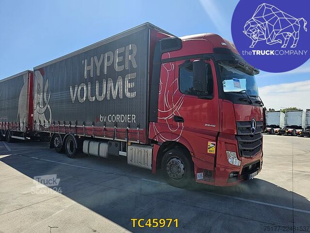 انزلاق القماش المشمع Mercedes-Benz Actros 2548