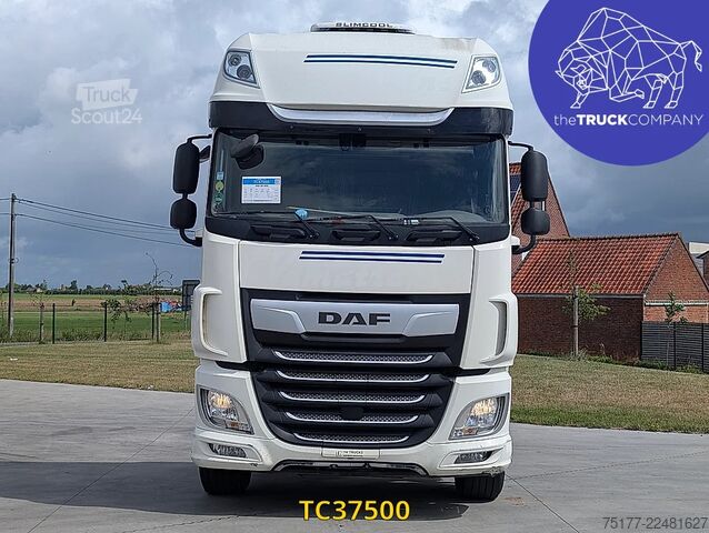 Châssis avec cabine DAF XF 450