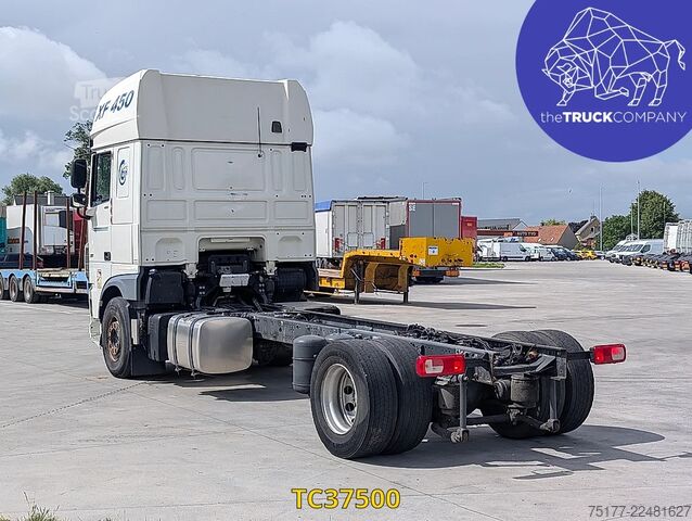 Châssis avec cabine DAF XF 450