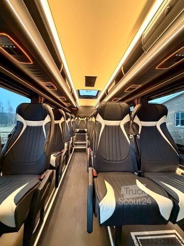 минибус Mercedes-Benz Sprinter 519 Luxury Line Minibus