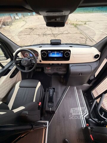 минибус Mercedes-Benz Sprinter 519 Luxury Line Minibus