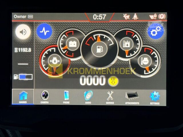 Crawler loader Bobcat T 76 + Laser Grader 244 cm