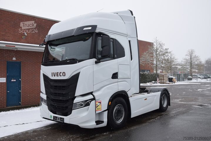 Tractor estándar Iveco S-Way 490 ACC Tempomat Retarder Navi EU6e