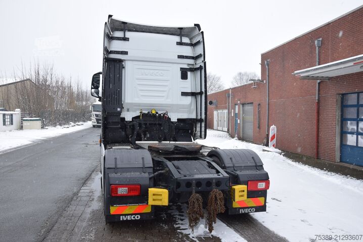 Tractor estándar Iveco S-Way 490 ACC Tempomat Retarder Navi EU6e