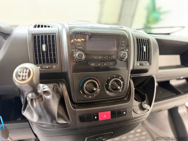 Furgoneta pick-up PEUGEOT Boxer MAXI Pritsche Doka 435 L4 130*61.000KM*TÜV