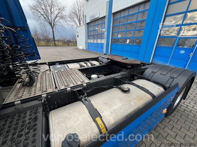 Standardni tegljač VOLVO FH 500 Globetrotter XL/I-ParkCool/ACC/Alcoa/Euro