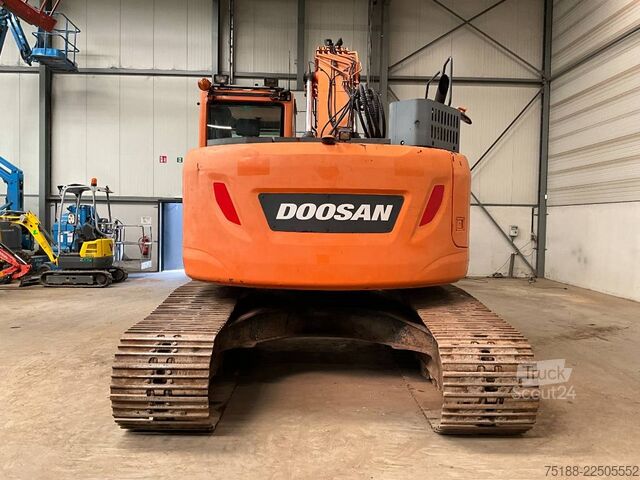  Doosan DX 235 LCR-5